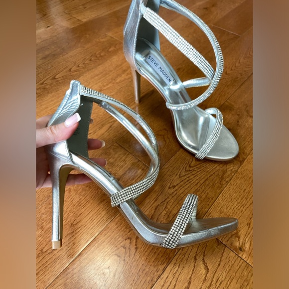 Steve Madden heels - Picture 2 of 3